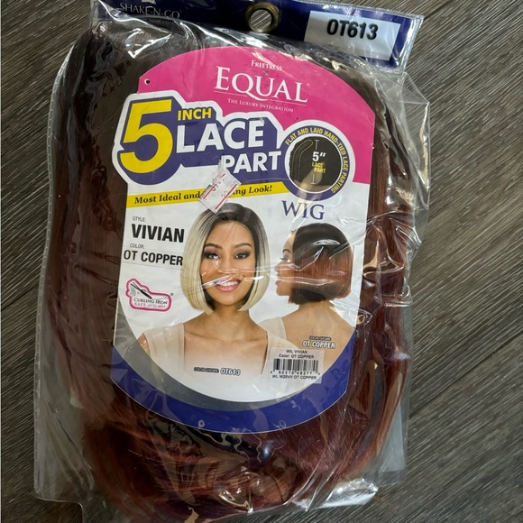 FreeTress Equal 5-Inch Lace Part Synthetic Wig – Vivian - Picture 3 of 6